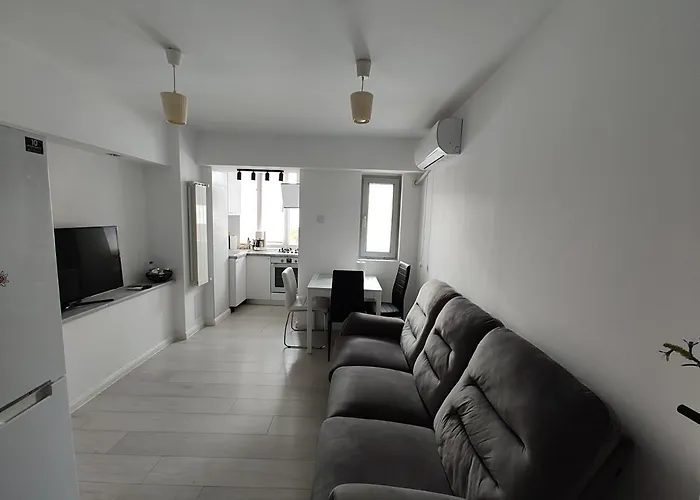 Ultracentral Ploiesti Apartment-Free Private Parking