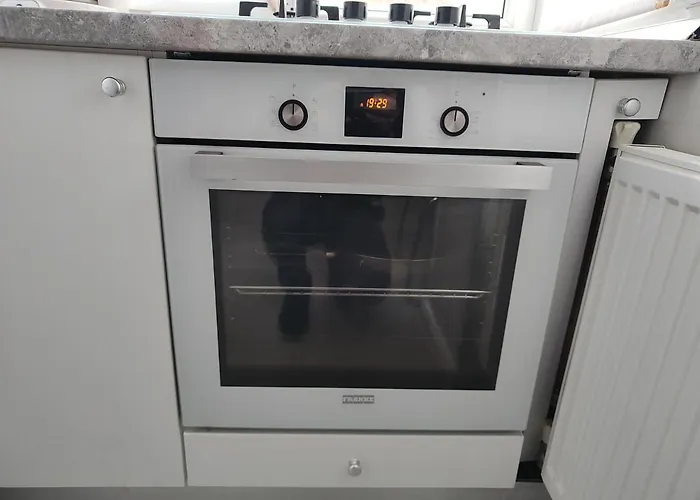 Ultracentral Ploiesti Apartment-Free Private Parking